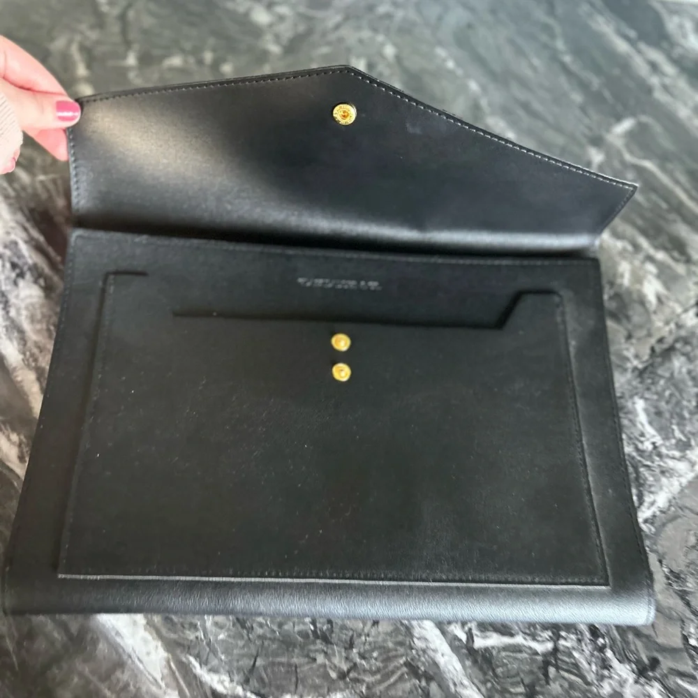 Glass Ladder & Co. Megan Portfolio - Black Vegan Leather - Picture 4 of 8